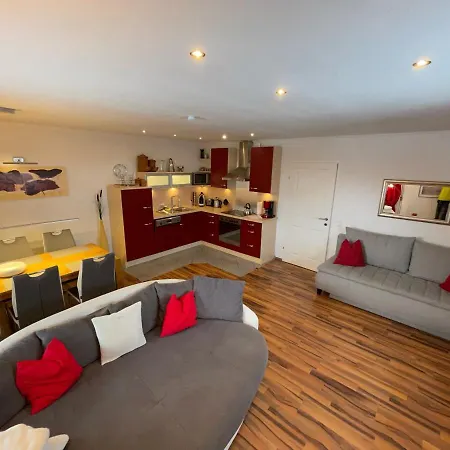 Appartement Holiday Apartment *