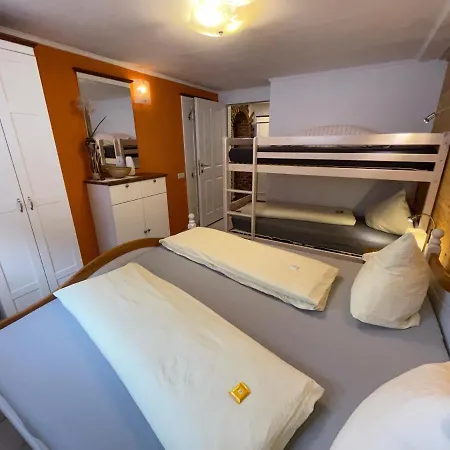 Apartment Appartement Holiday *